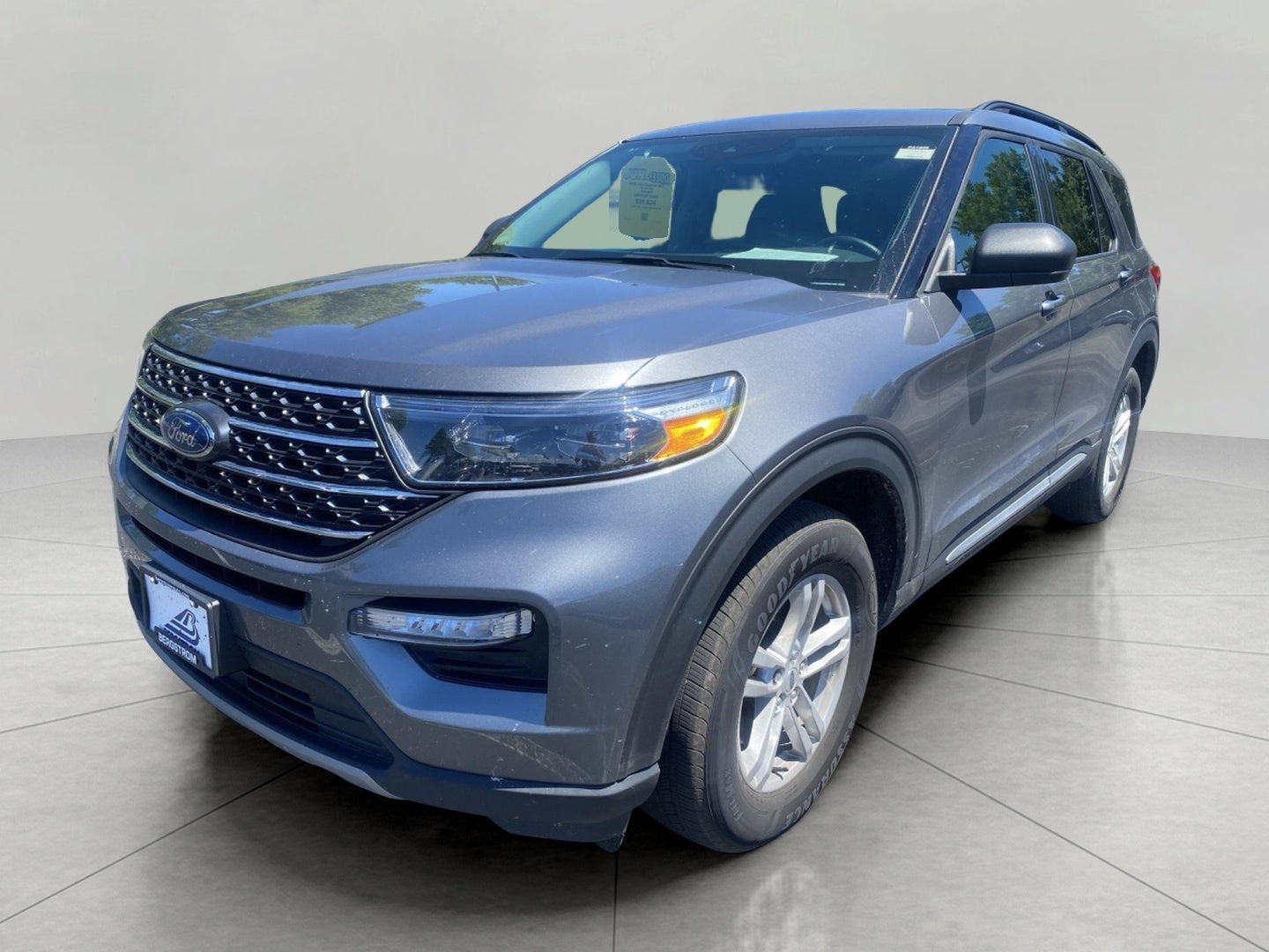 2024 Ford Explorer XLT 4WD