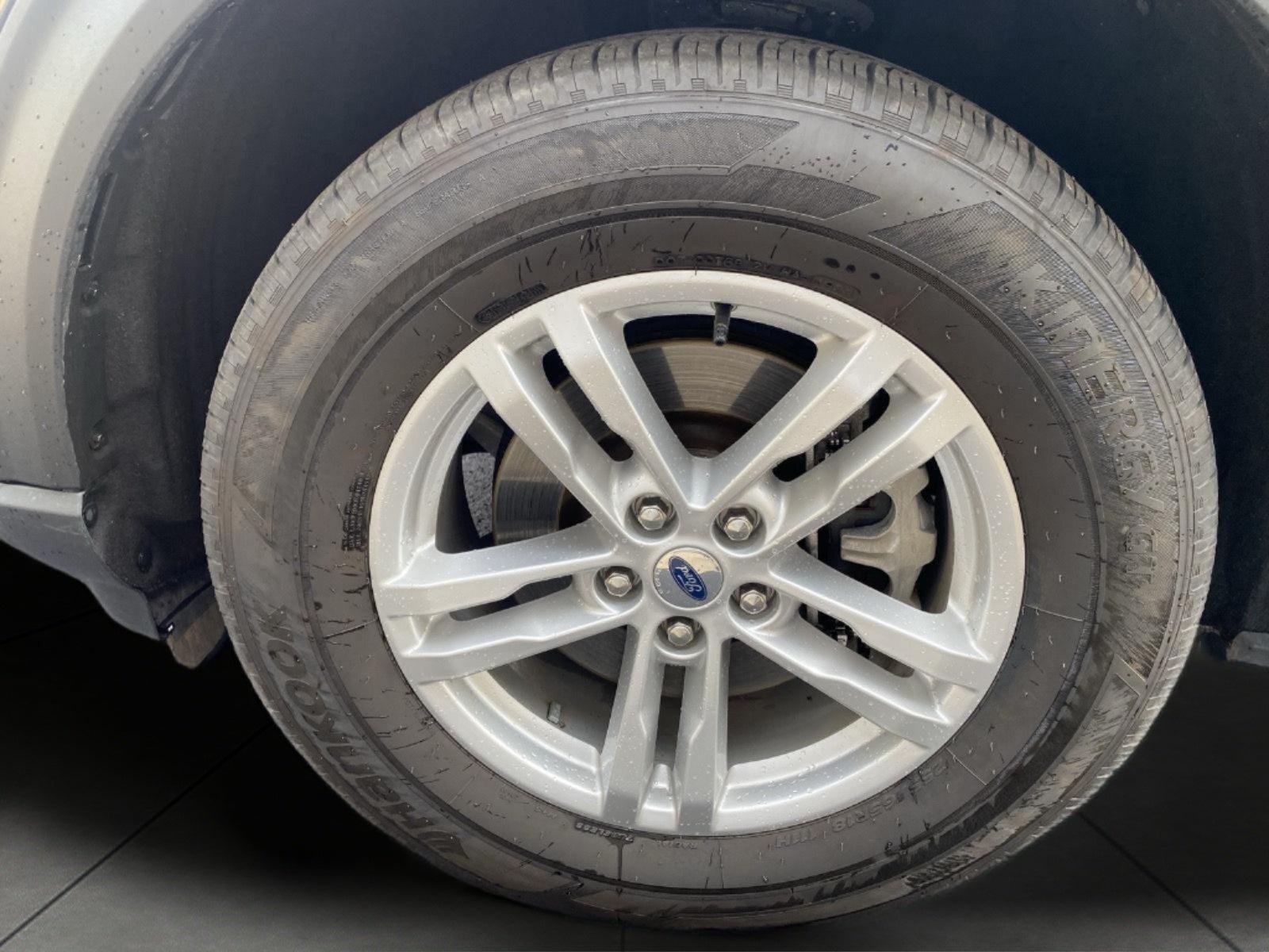 2024 Ford Explorer XLT 4WD