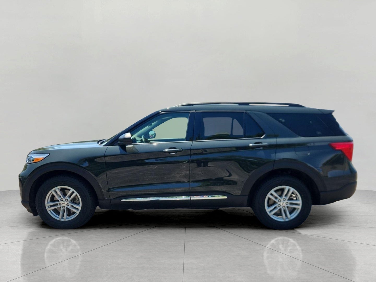2024 Ford Explorer XLT 4WD