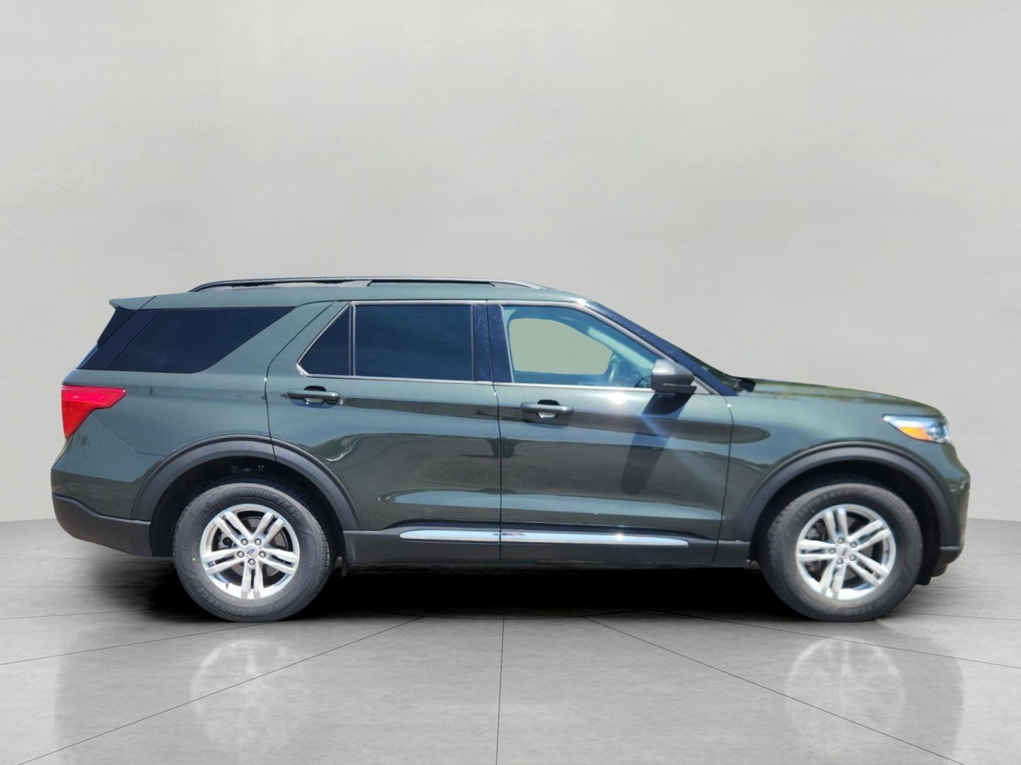 2024 Ford Explorer XLT 4WD