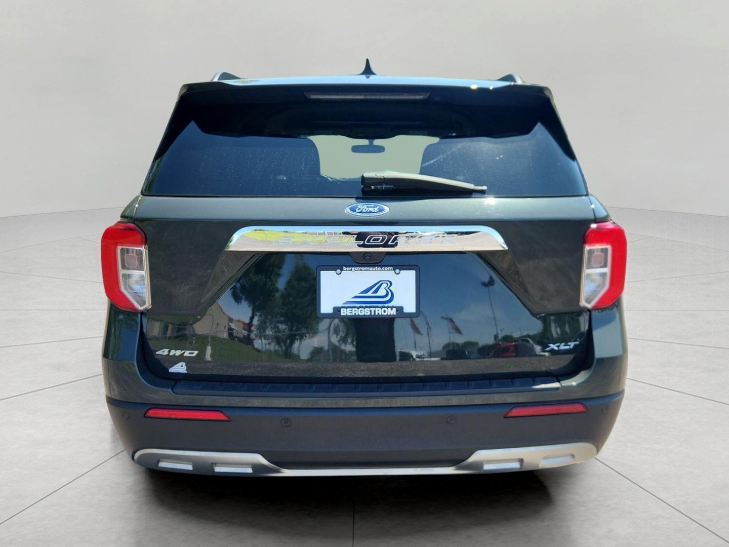 2024 Ford Explorer XLT 4WD
