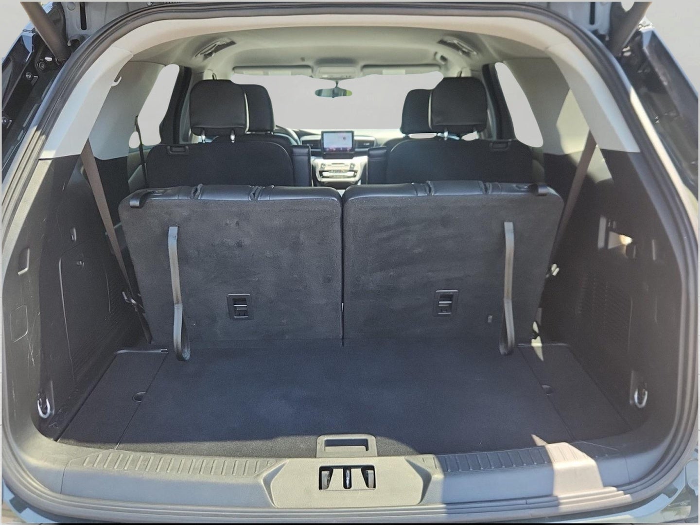 2024 Ford Explorer XLT 4WD
