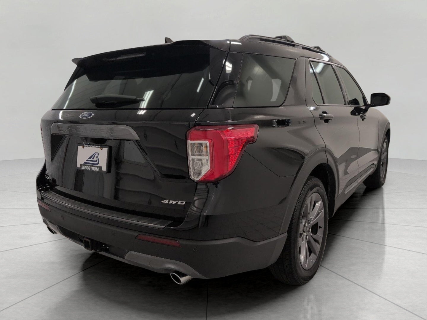 2024 Ford Explorer XLT 4WD