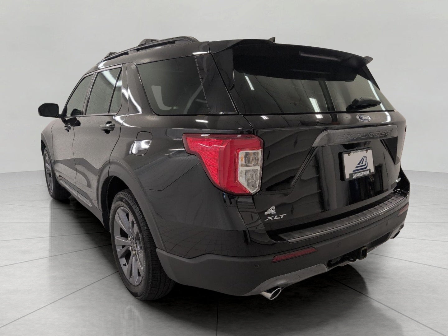 2024 Ford Explorer XLT 4WD