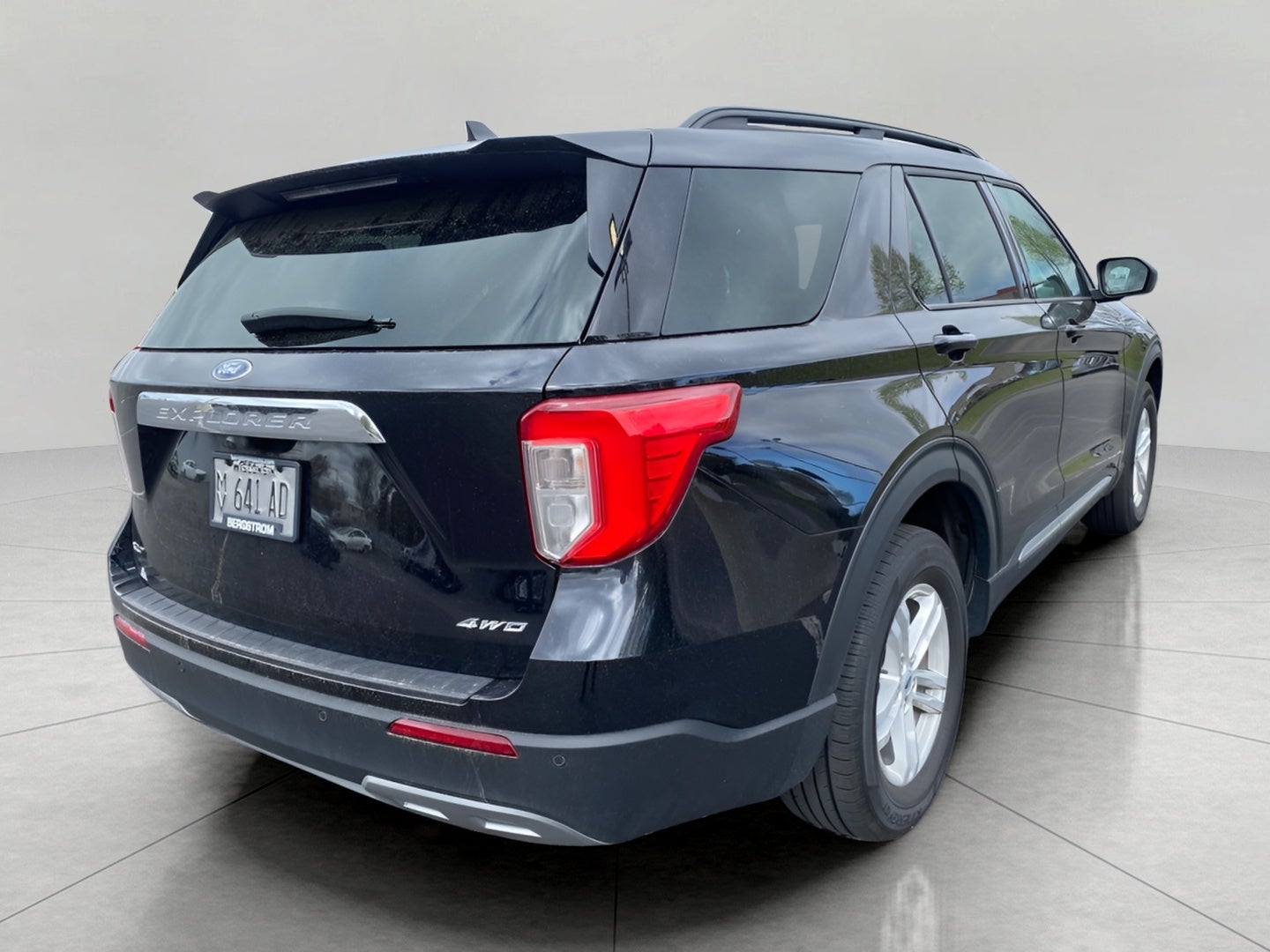 2024 Ford Explorer XLT 4WD