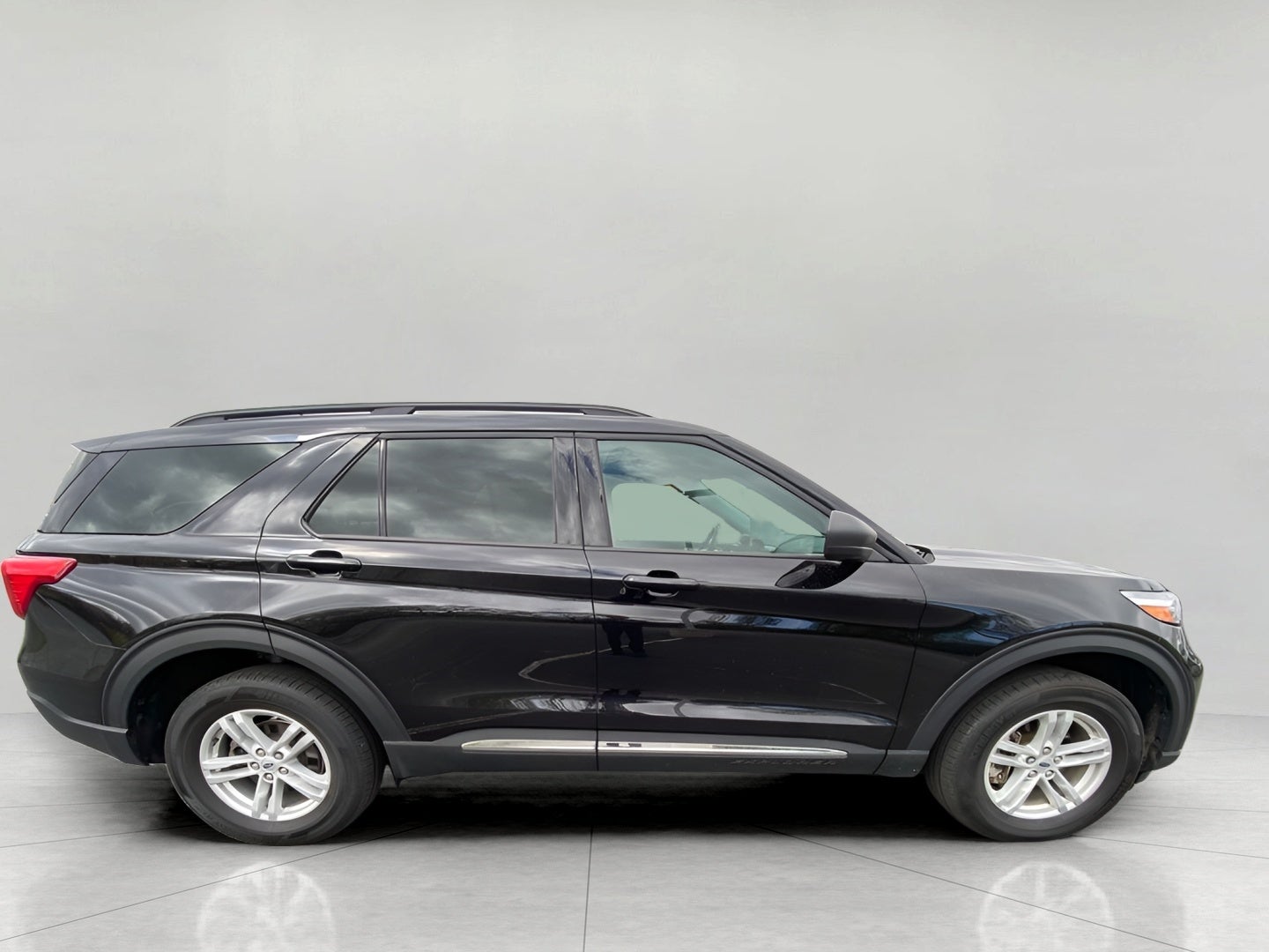 2024 Ford Explorer XLT 4WD