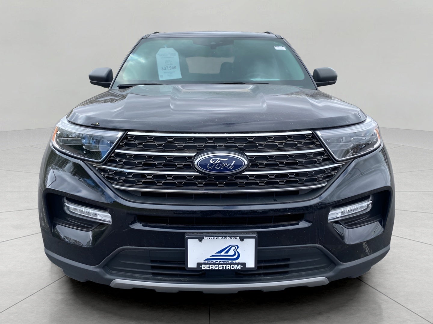 2024 Ford Explorer XLT 4WD