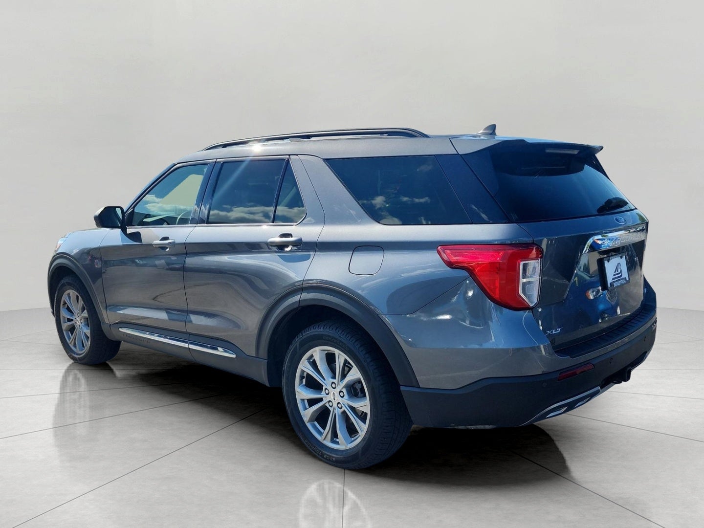 2023 Ford Explorer XLT 4WD