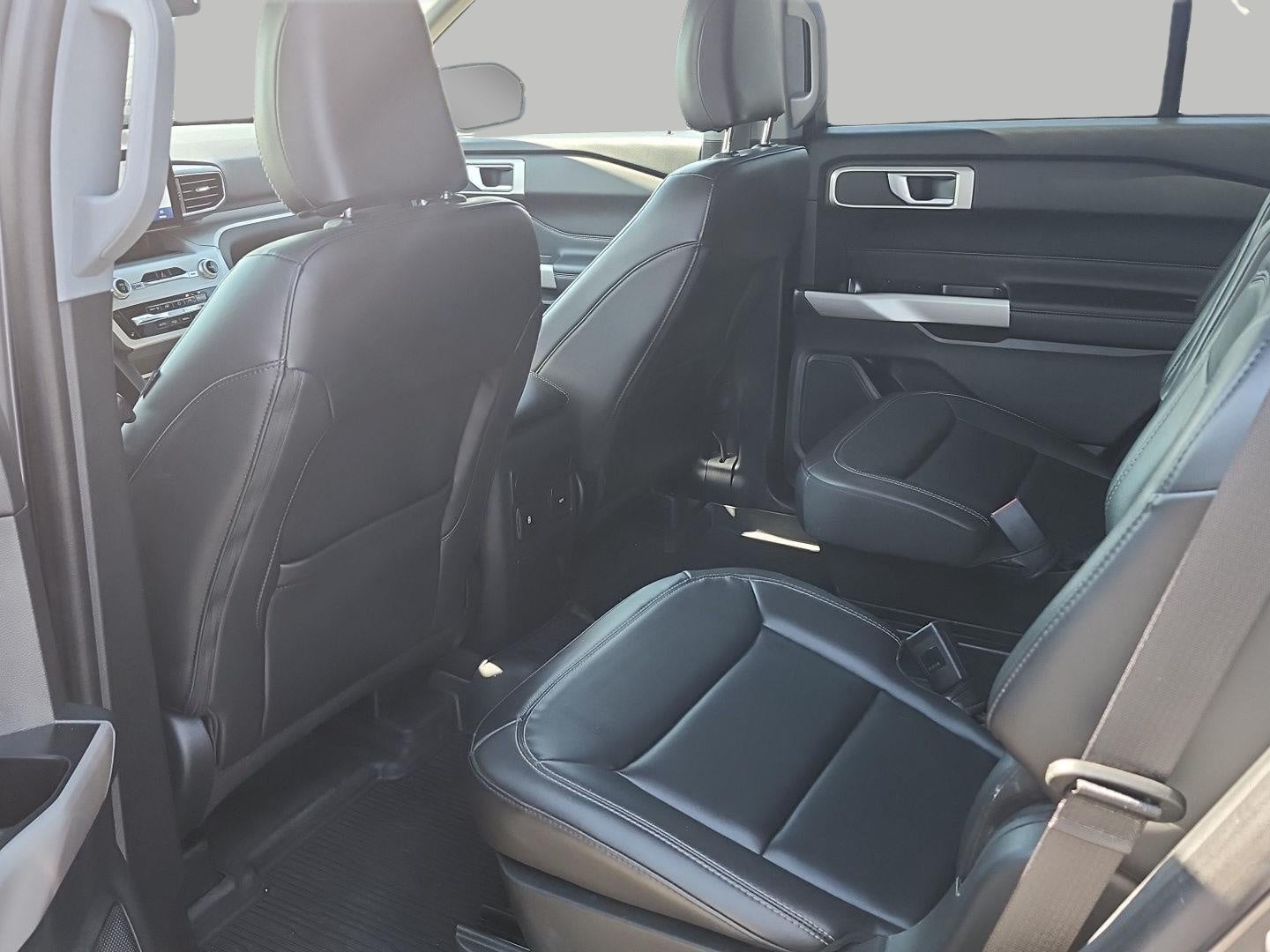 2023 Ford Explorer XLT 4WD
