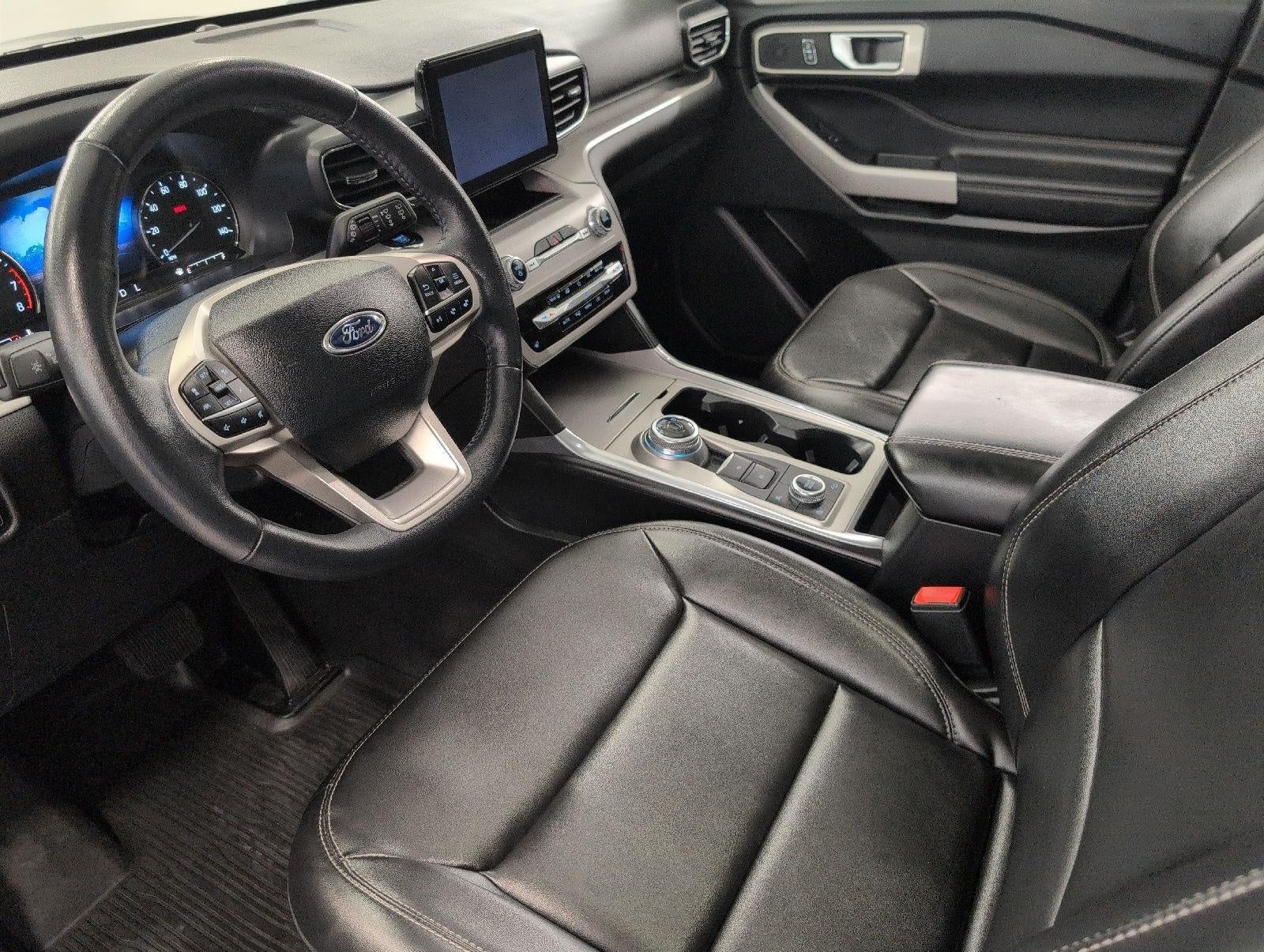 2024 Ford Explorer XLT 4WD