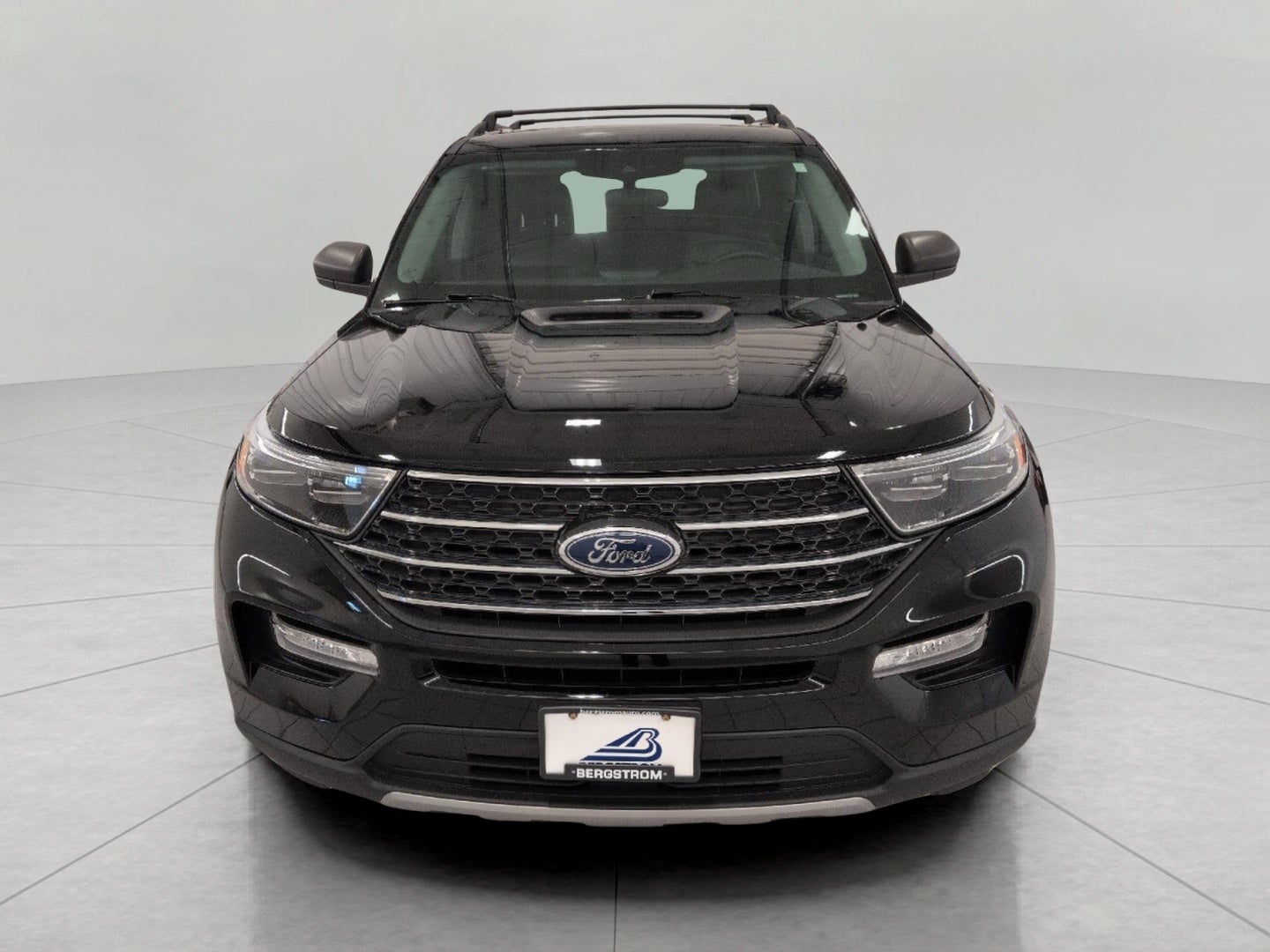 2024 Ford Explorer XLT 4WD
