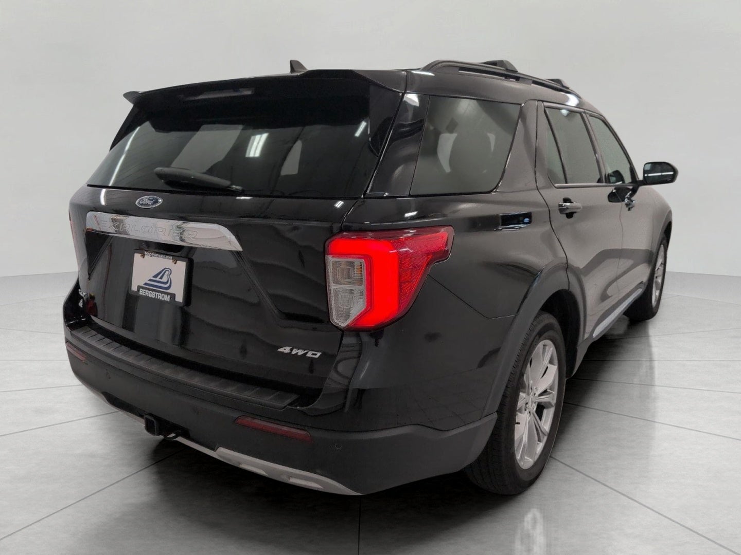 2024 Ford Explorer XLT 4WD