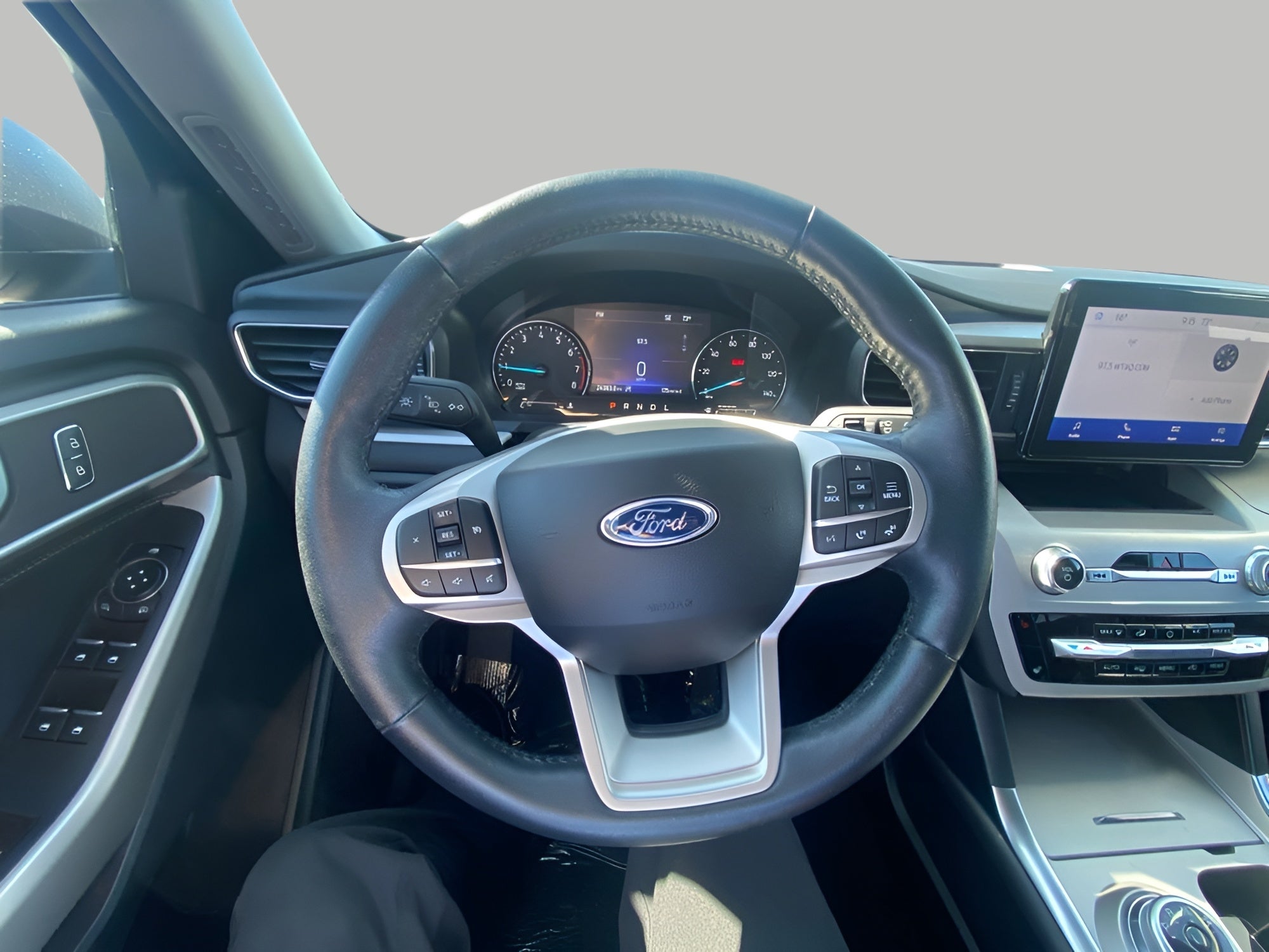 2024 Ford Explorer XLT 4WD