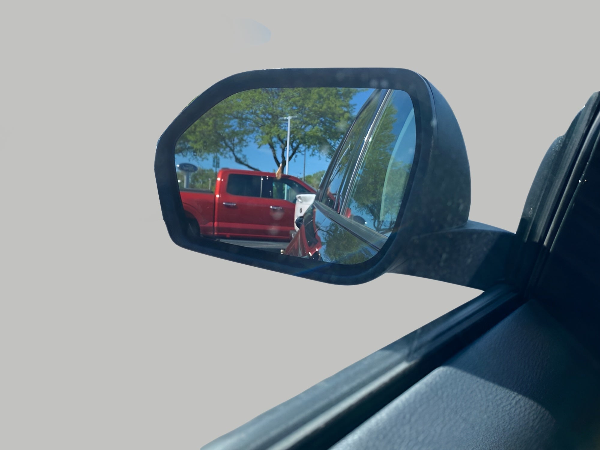 2024 Ford Explorer XLT 4WD