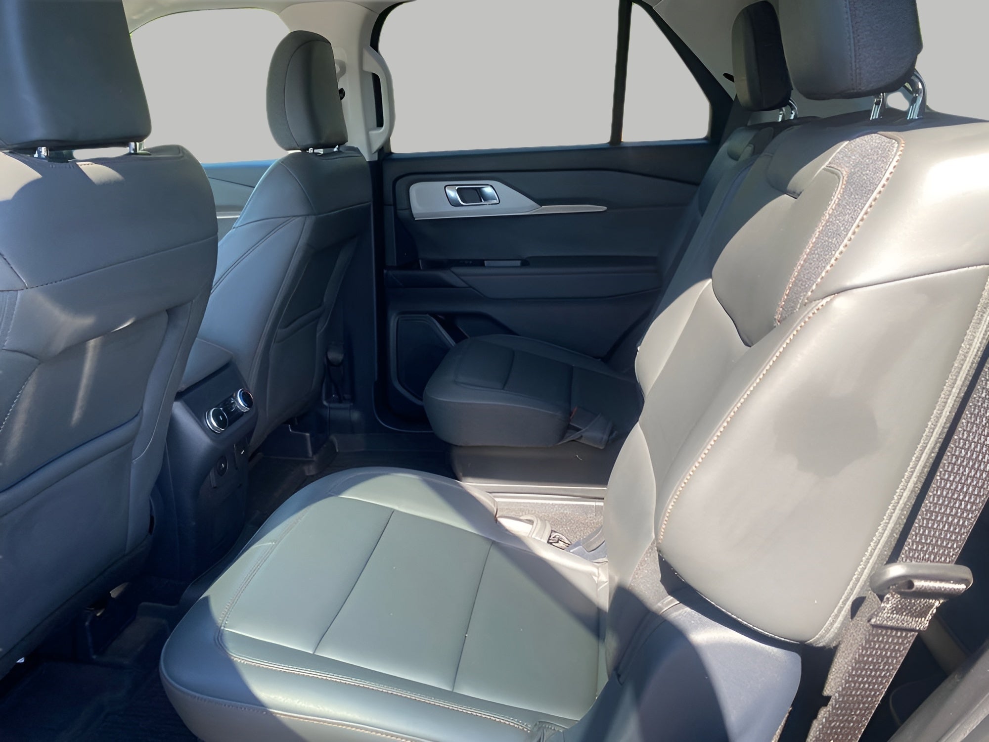 2025 Ford Explorer Active 4WD