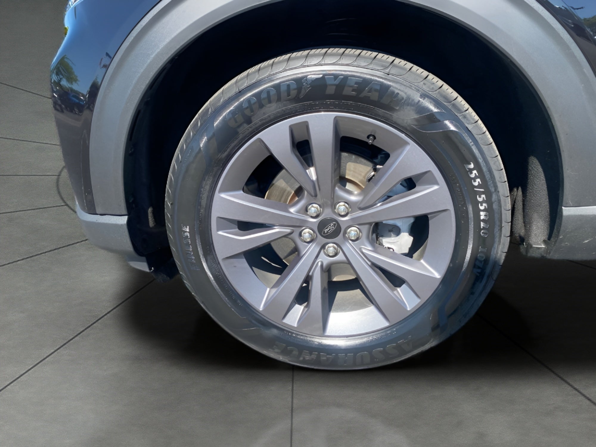 2025 Ford Explorer Active 4WD