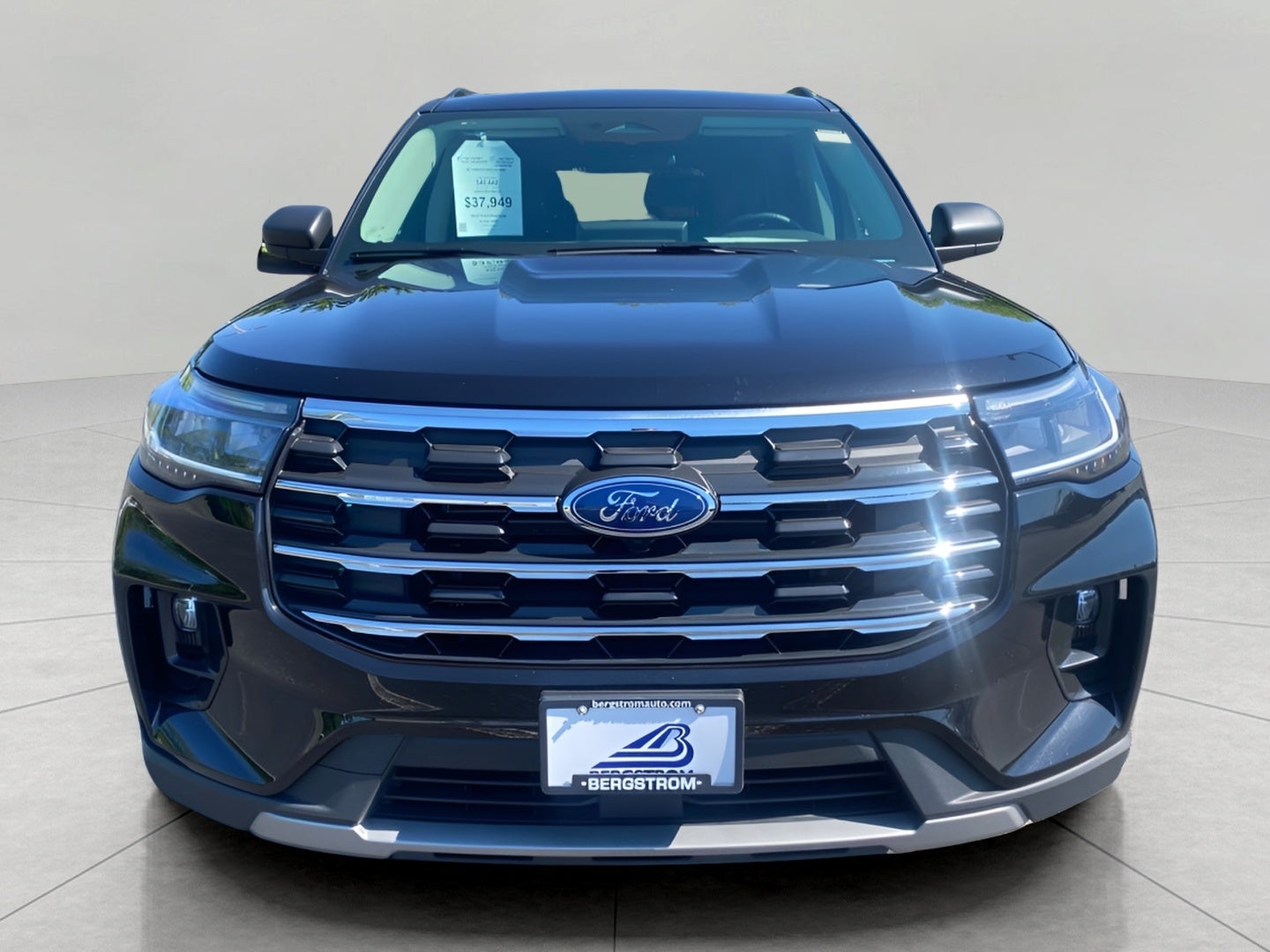 2025 Ford Explorer Active 4WD