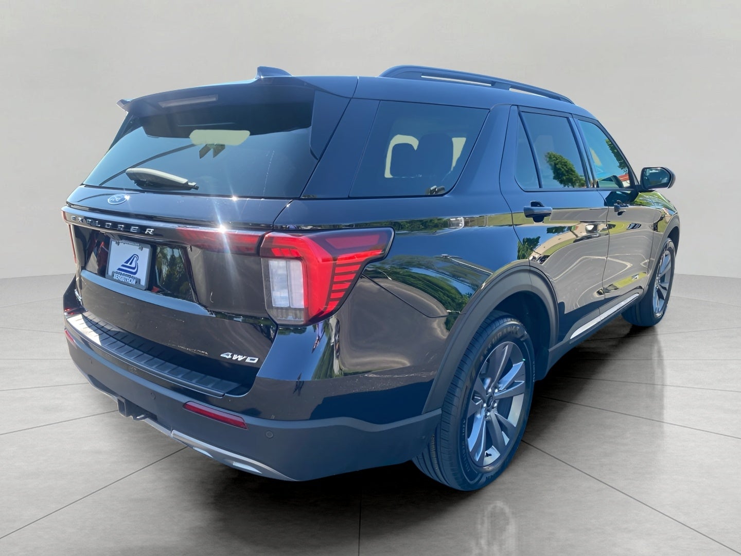 2025 Ford Explorer Active 4WD