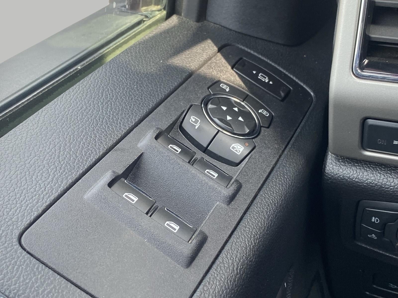 2019 Ford SUPER DUTY F-250 SRW LARIAT