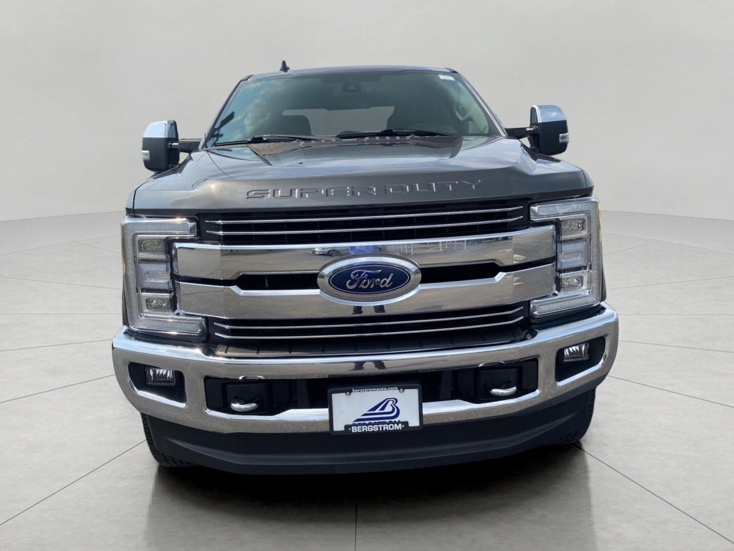 2019 Ford SUPER DUTY F-250 SRW LARIAT