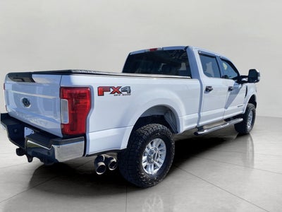 2017 Ford SUPER DUTY F-250 SRW XLT