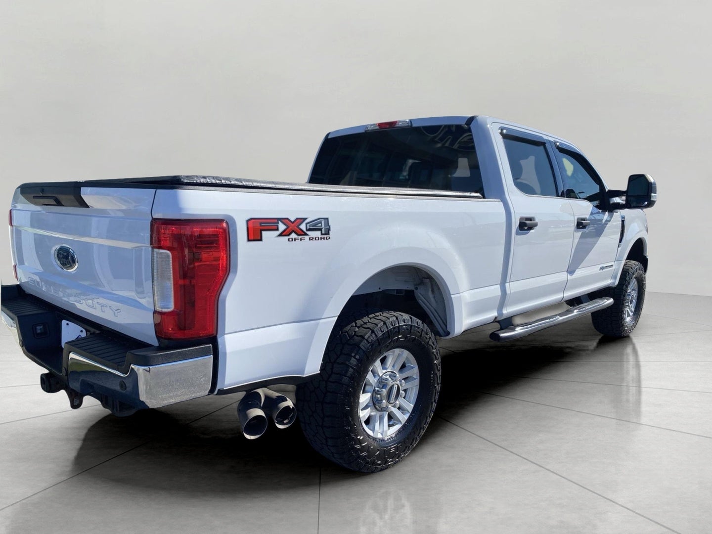 2017 Ford SUPER DUTY F-250 SRW XLT