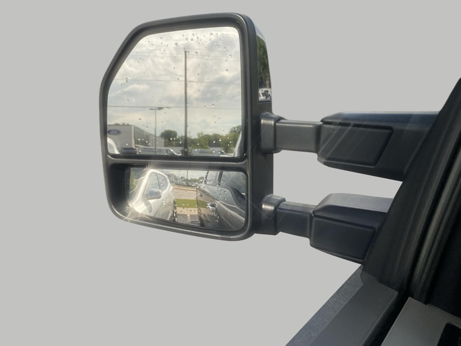 2022 Ford Super Duty F-250 SRW XL 4WD Crew Cab 6.75' Box