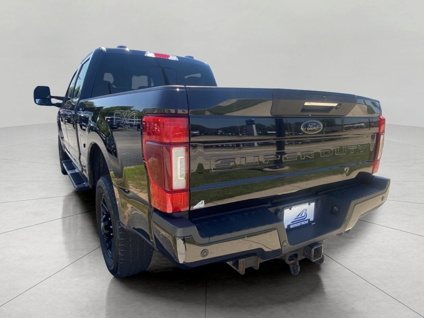 2021 Ford SUPER DUTY F-350 SRW LARIAT