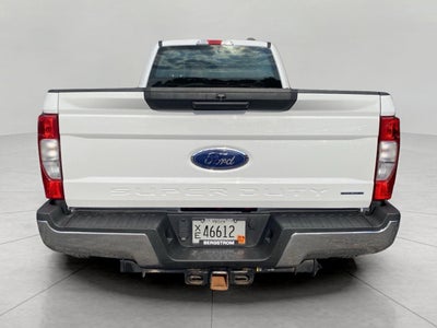 2022 Ford Super Duty F-350 DRW XL 4WD Crew Cab 8' Box