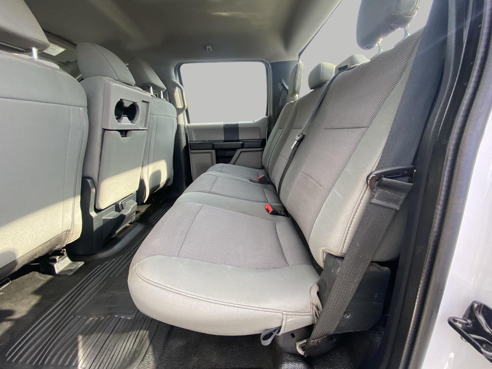2022 Ford Super Duty F-350 DRW XL 4WD Crew Cab 8' Box