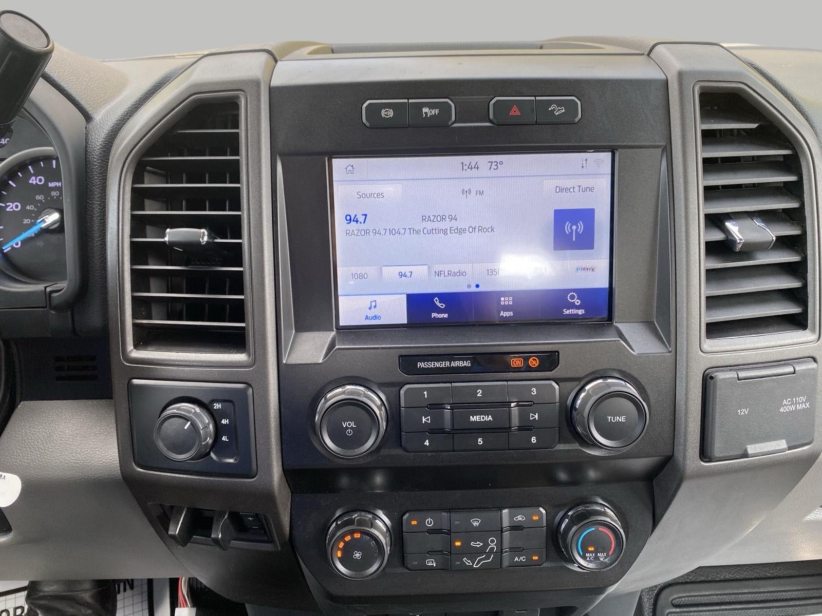 2022 Ford Super Duty F-350 DRW XL 4WD Crew Cab 8' Box