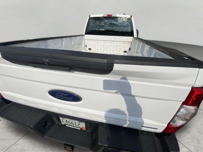 2022 Ford Super Duty F-350 DRW XL 4WD Crew Cab 8' Box