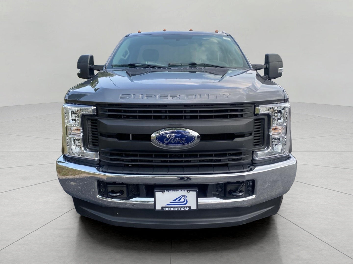 2018 Ford Super Duty F-250 SRW XL 4WD Reg Cab 8' Box