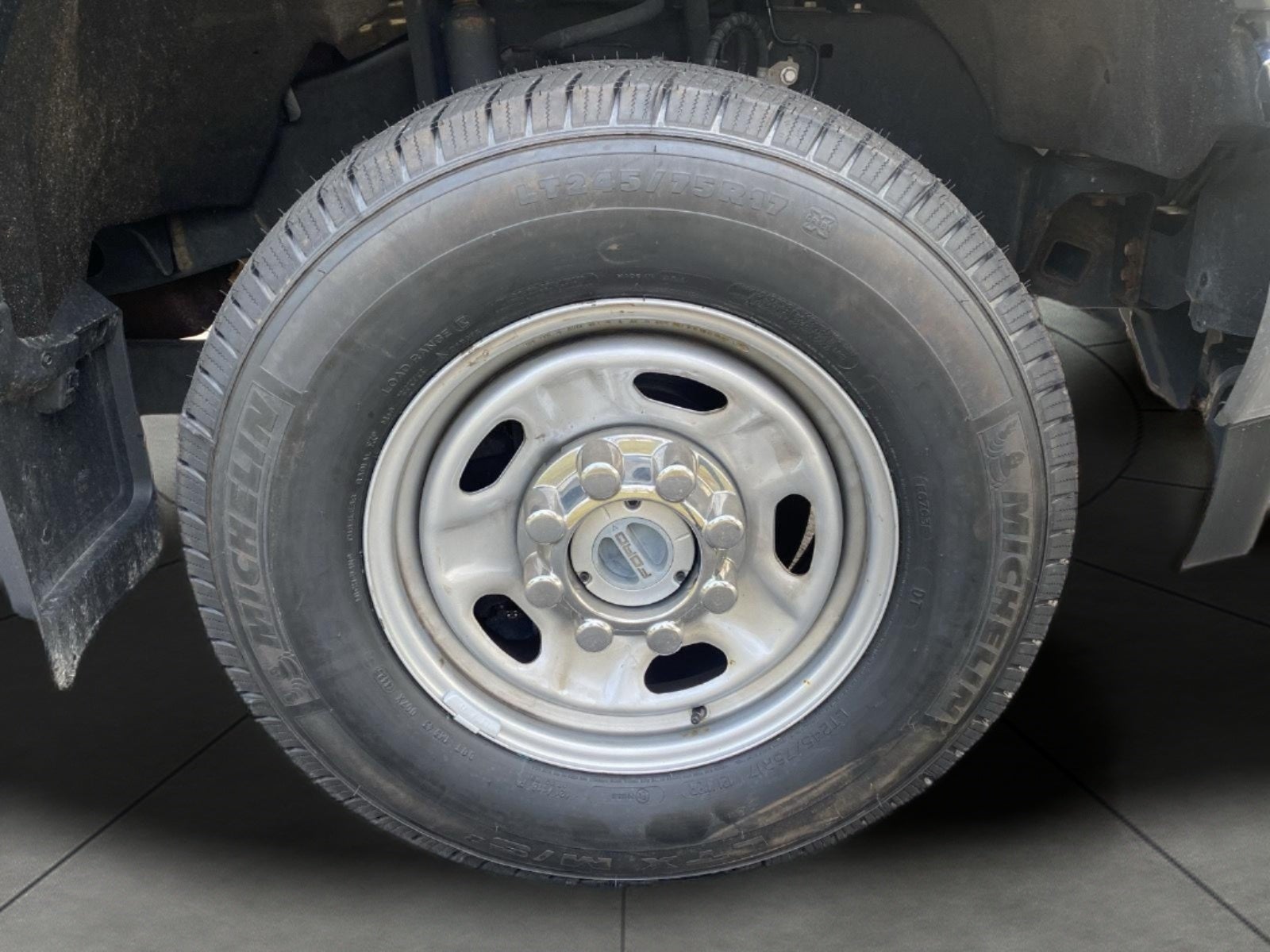 2018 Ford Super Duty F-250 SRW XL 4WD Reg Cab 8' Box