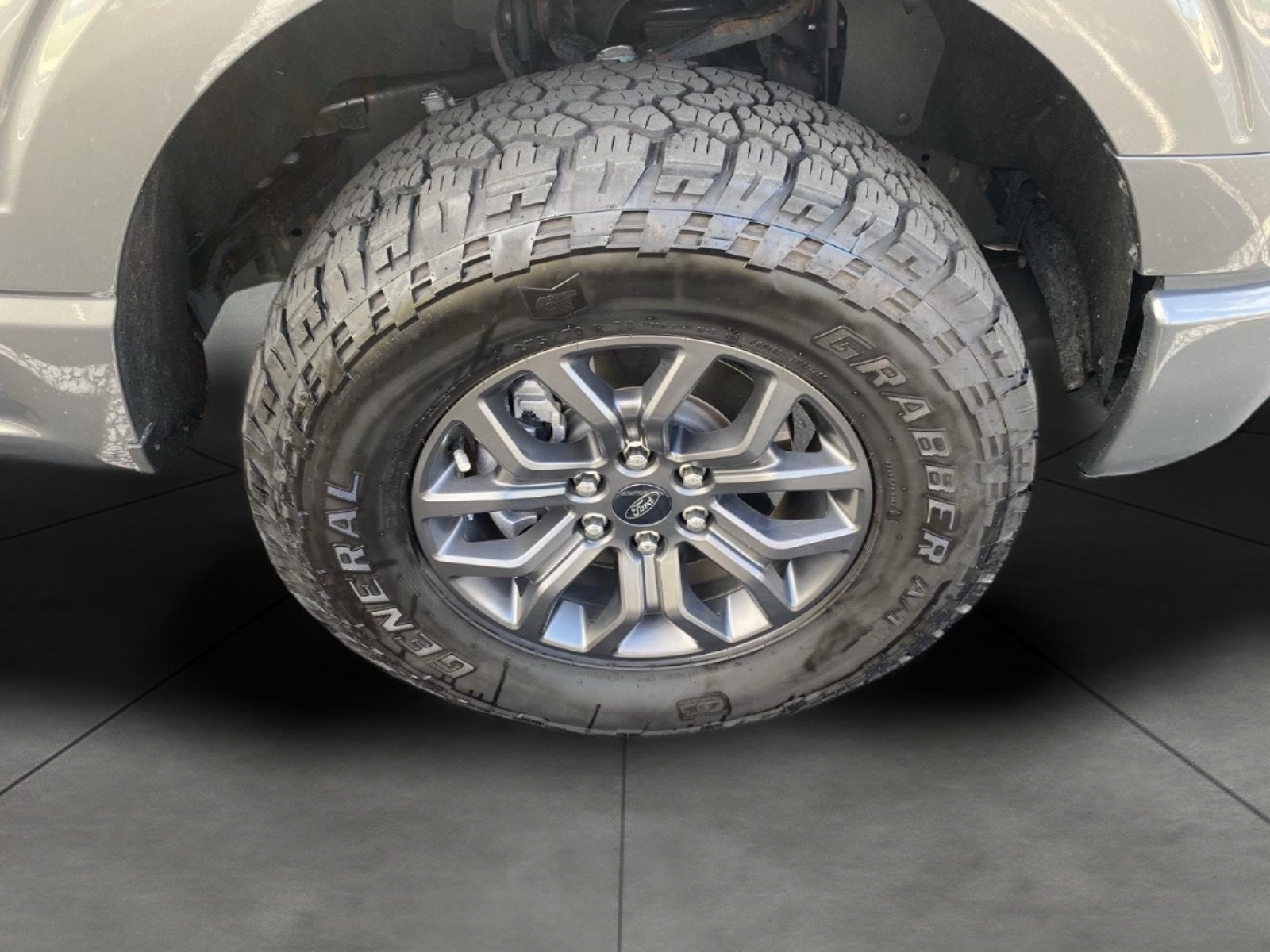 2023 Ford F-150 Tremor 4WD SuperCrew 5.5' Box