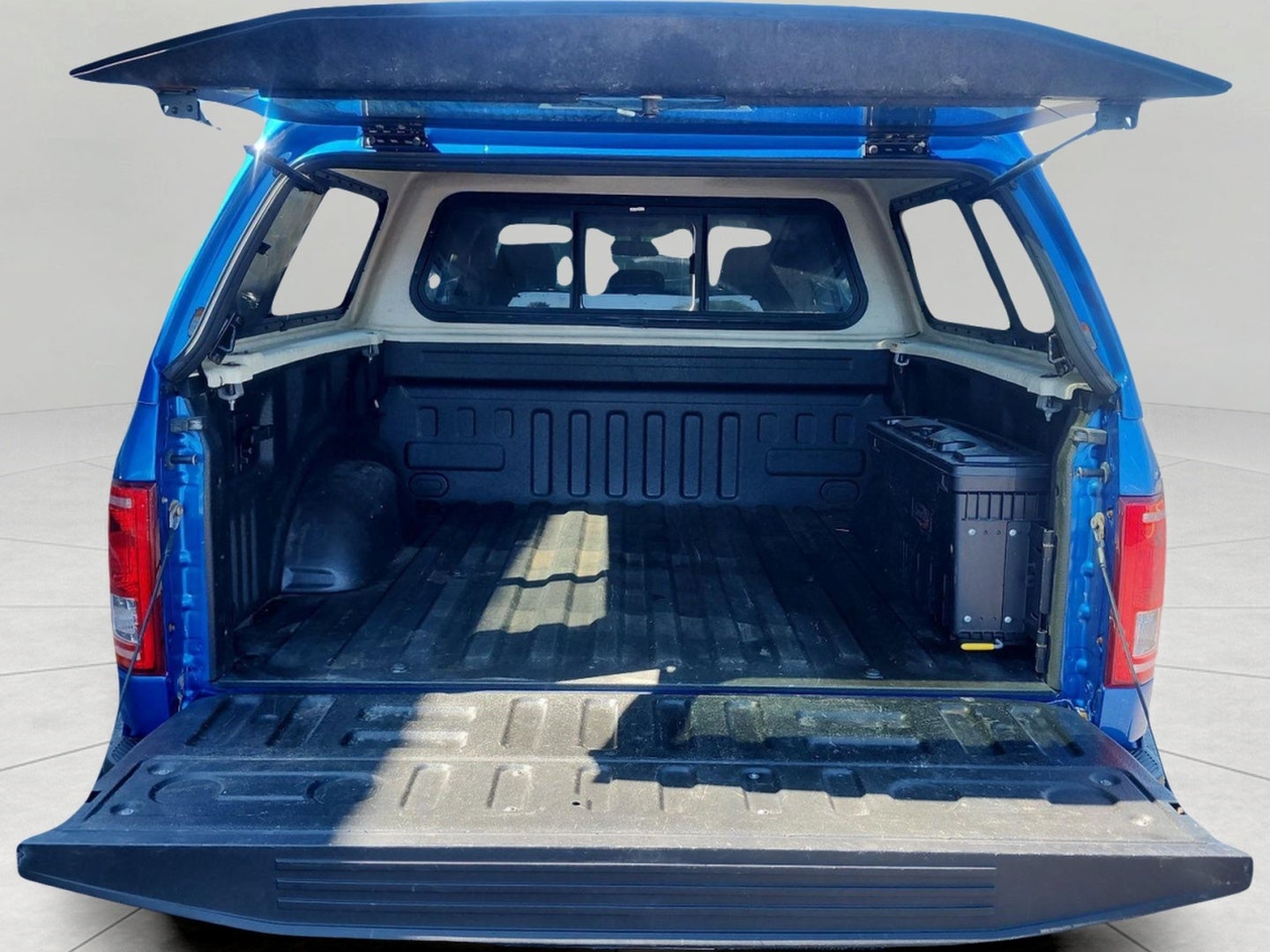 2015 Ford F-150 4WD SuperCrew 145 XLT
