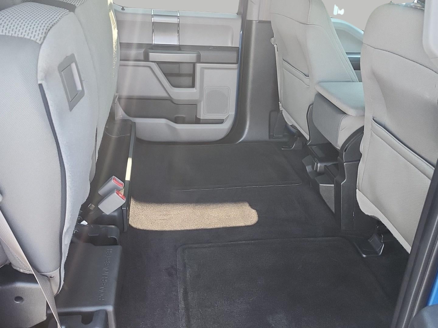 2015 Ford F-150 4WD SuperCrew 145 XLT