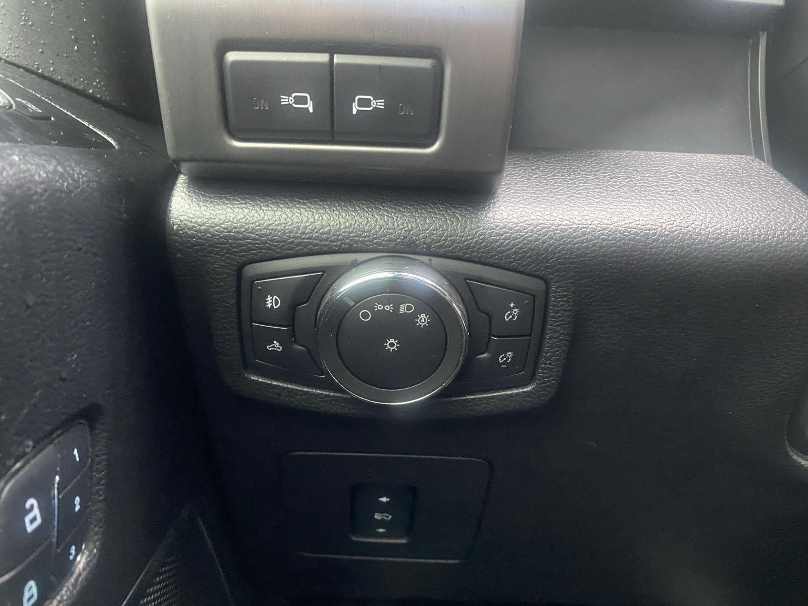 2017 Ford F-150 Limited 4WD SuperCrew 5.5' Box
