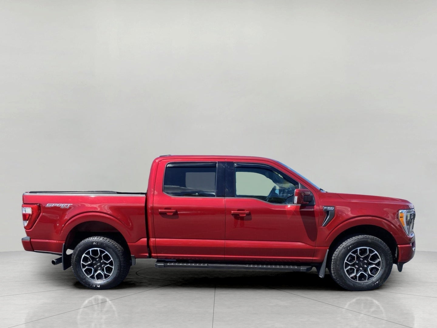 2021 Ford F-150 LARIAT 4WD SuperCrew 5.5' Box