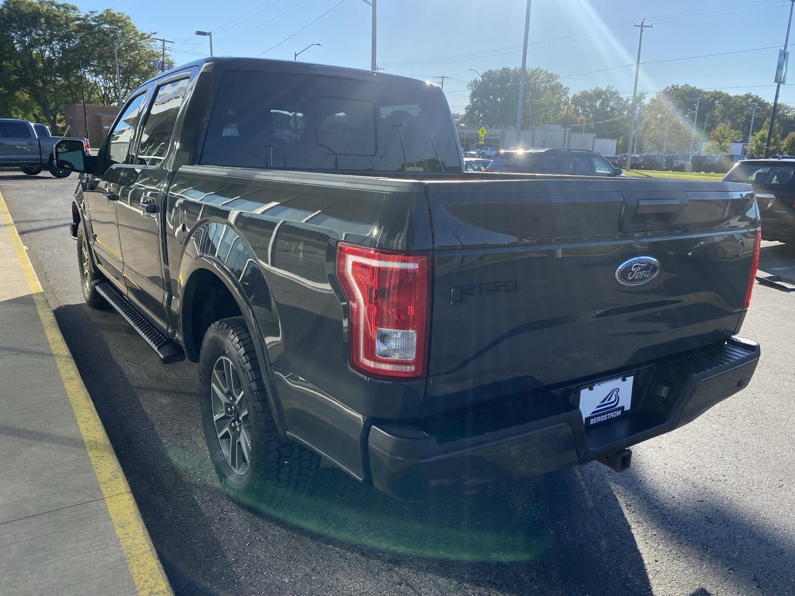 2016 Ford F-150 4WD SuperCrew 145 XLT