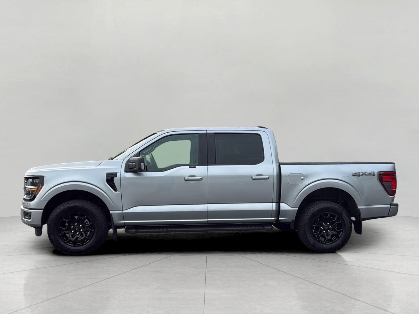 2025 Ford F-150 XLT 4WD SuperCrew 5.5' Box