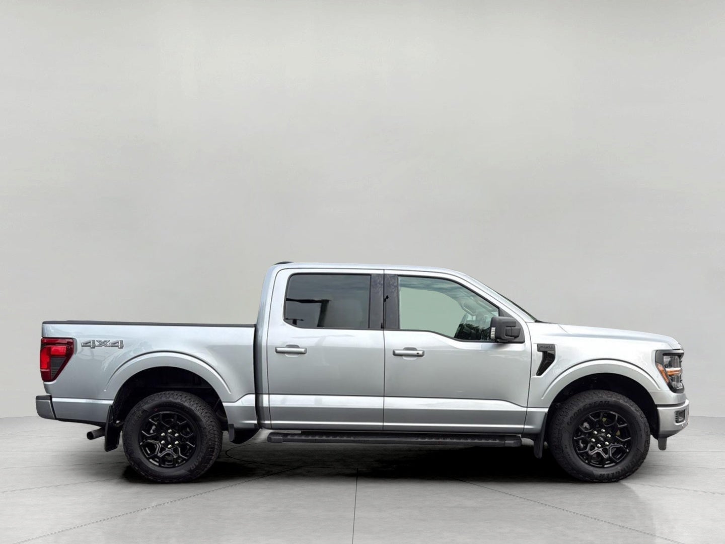 2025 Ford F-150 XLT 4WD SuperCrew 5.5' Box