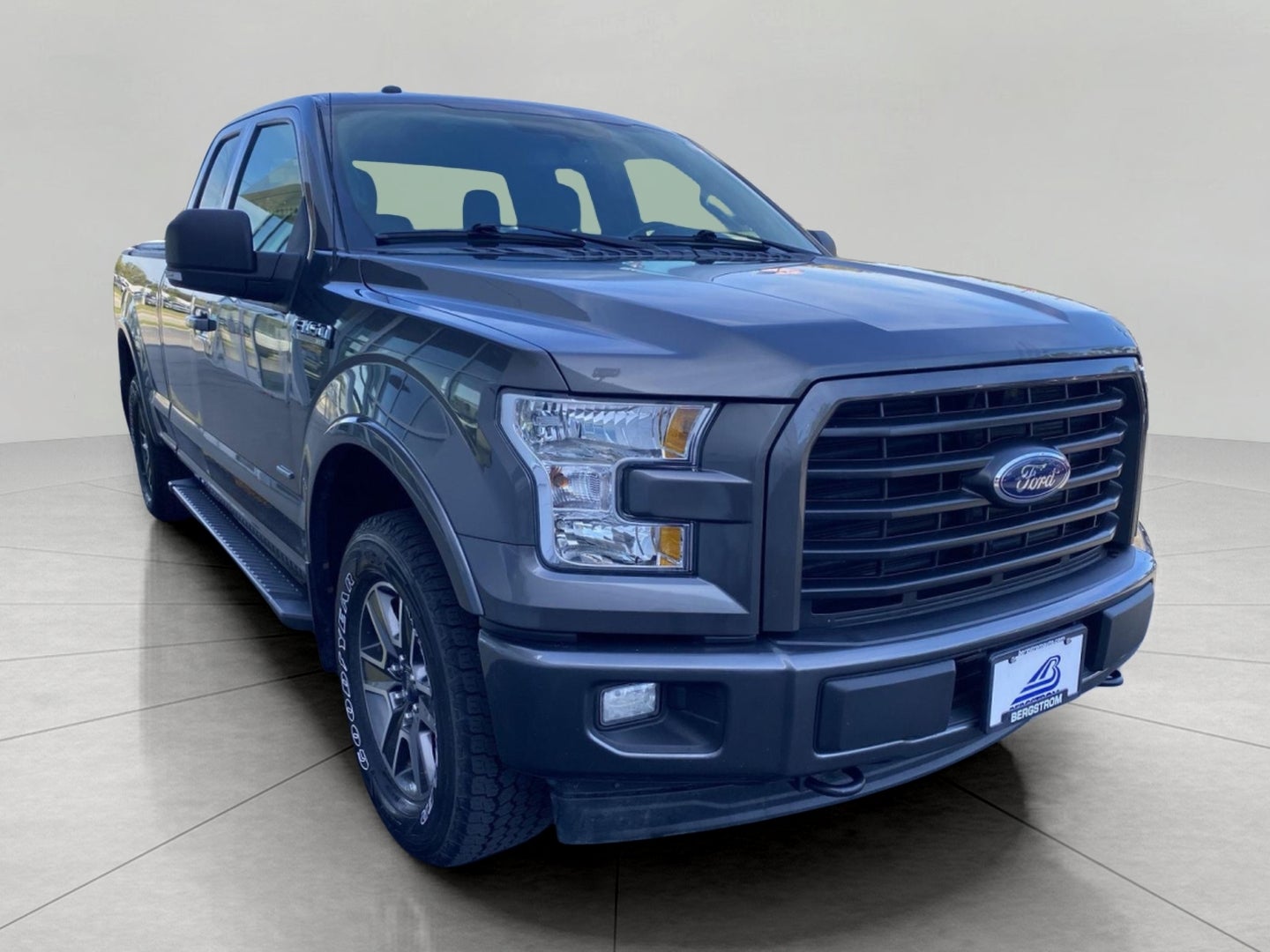 2017 Ford F-150 XLT 4WD SuperCab 6.5' Box