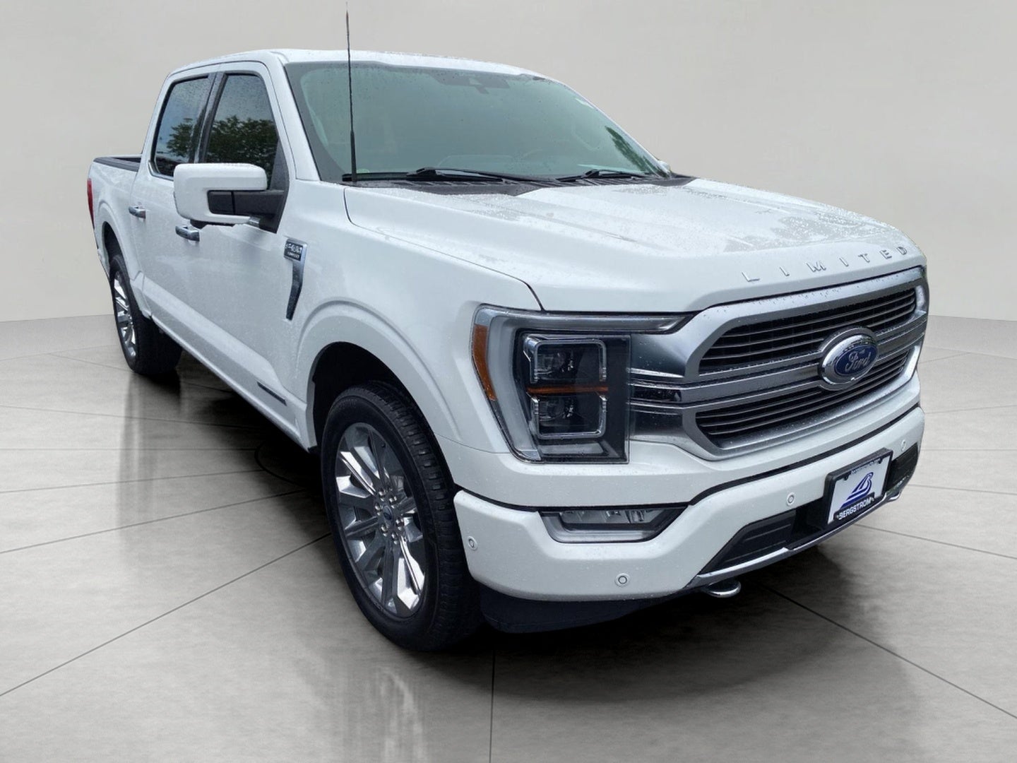2022 Ford F-150 Limited 4WD SuperCrew 5.5' Box