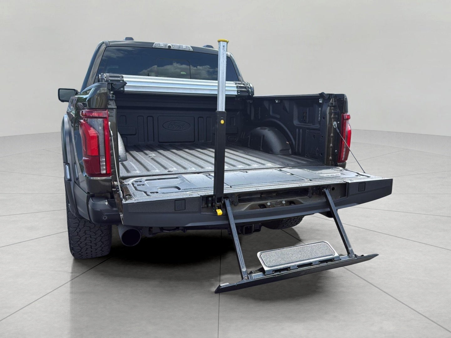 2024 Ford F-150 Raptor 4WD SuperCrew 5.5' Box
