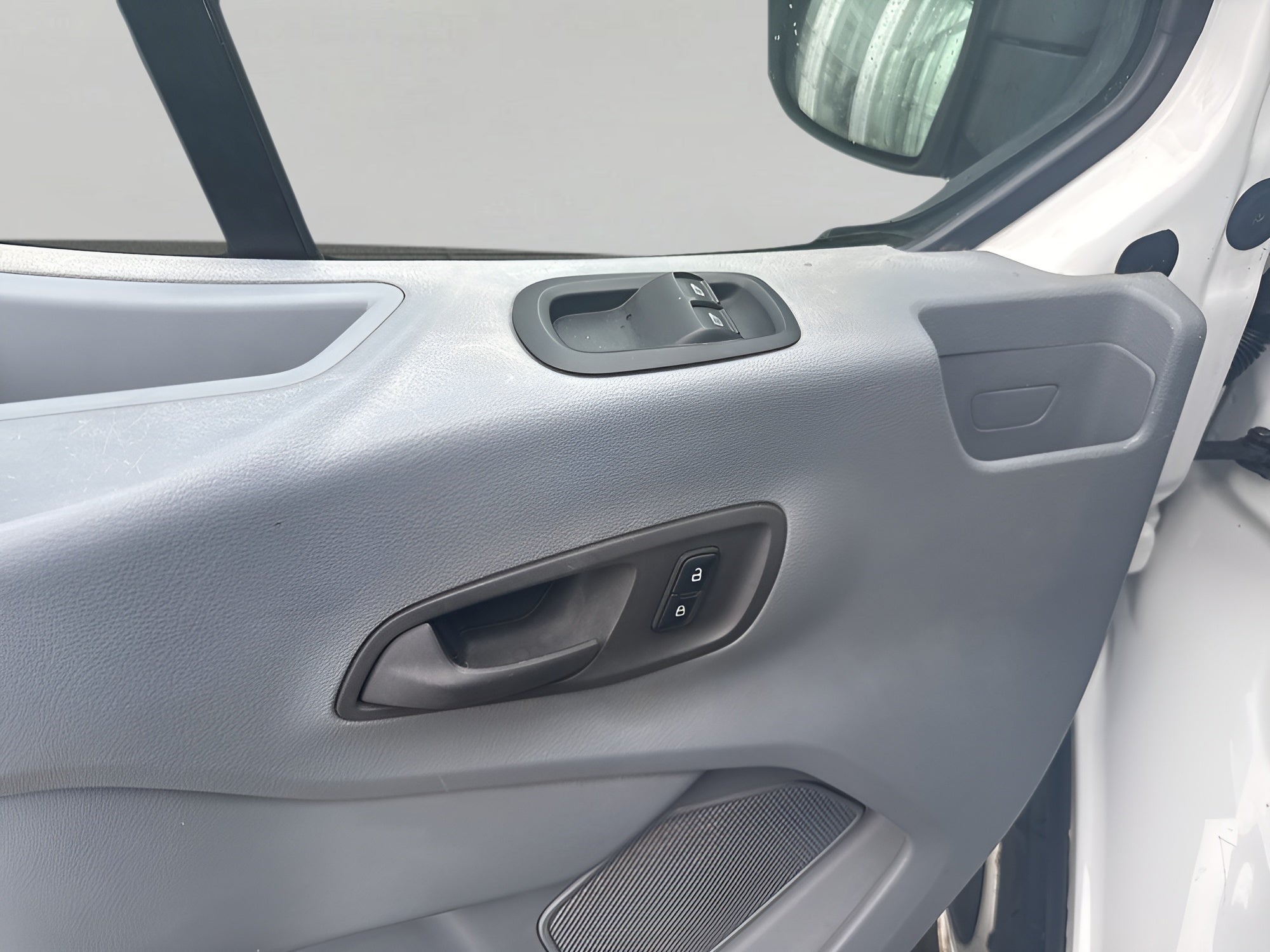 2015 Ford Transit-250 Base