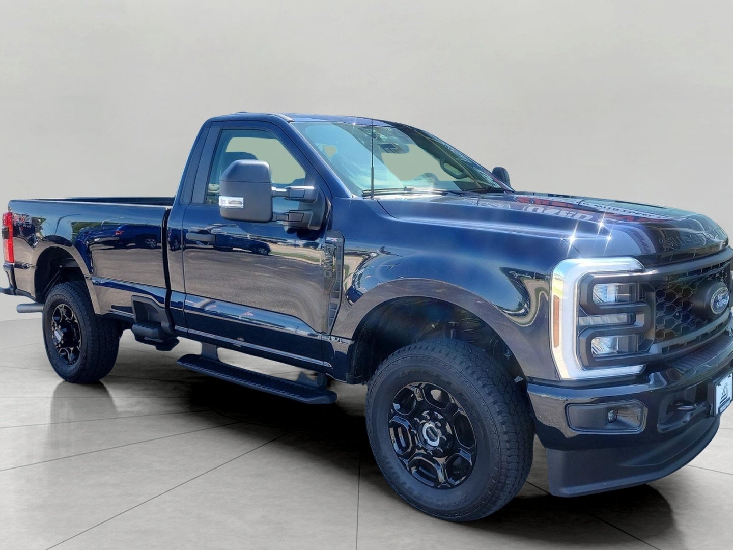 2025 Ford Super Duty F-350 SRW XL 4WD Reg Cab 8' Box
