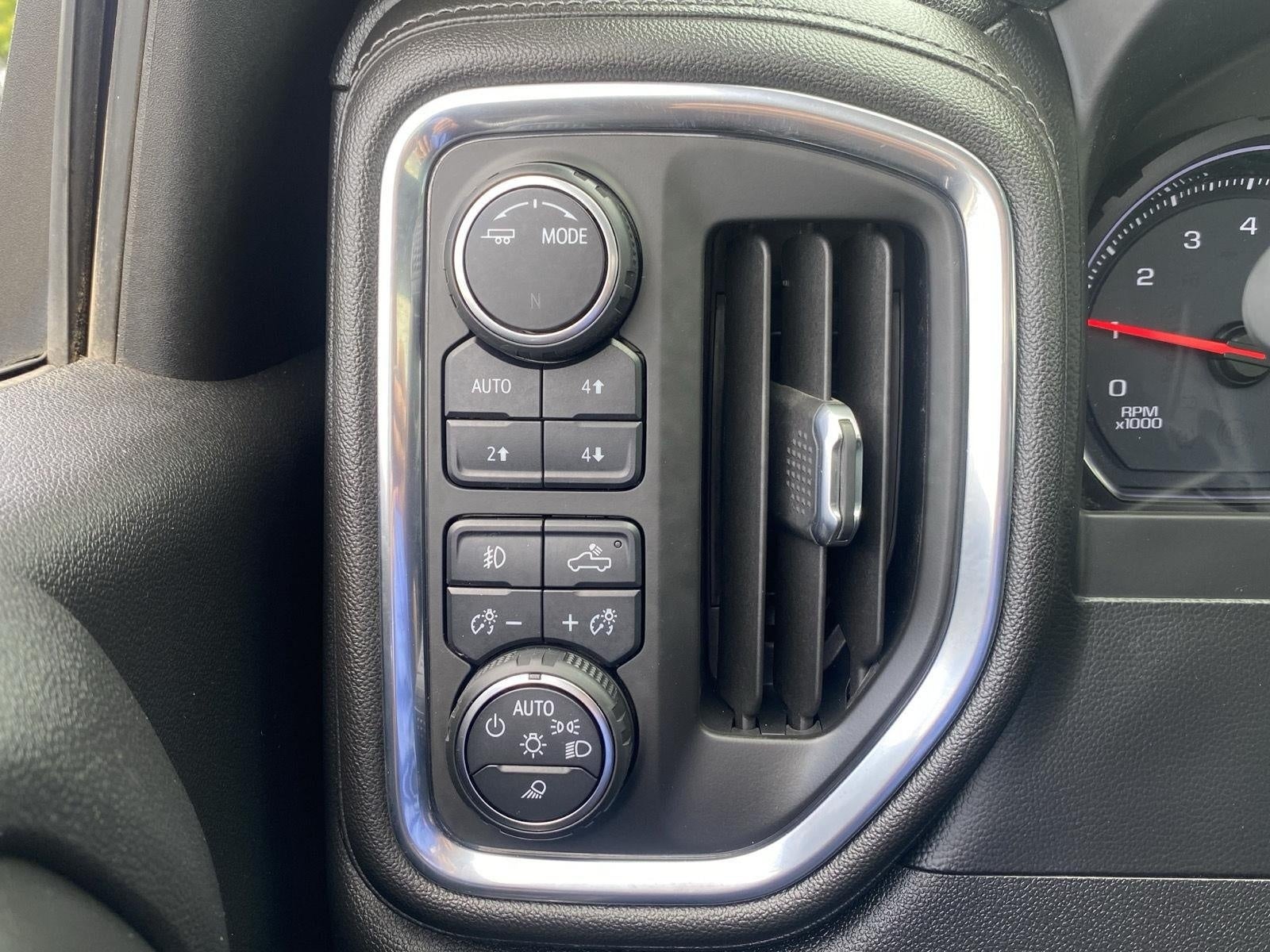 2020 Chevrolet Silverado 3500HD 4WD Reg Cab 142 LT