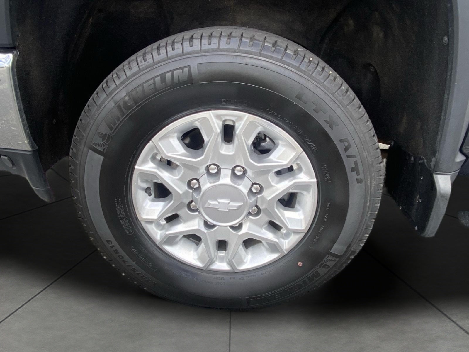 2020 Chevrolet Silverado 3500HD 4WD Reg Cab 142 LT