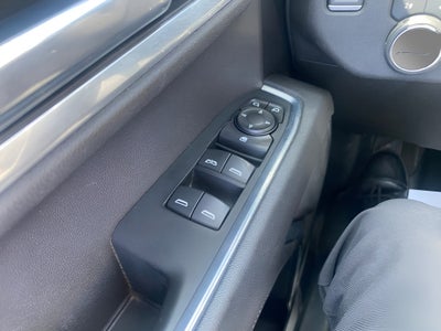 2022 Chevrolet Silverado 1500 4WD Crew Cab 147 LT w/2FL